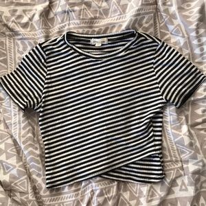 Stripped Crop Top